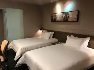 Jinjiang Inn Select Shanghai International Resort Area East Kangqiao Road - 17