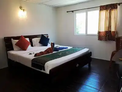 Phi Phi Ba Kao Bay Resort - 2