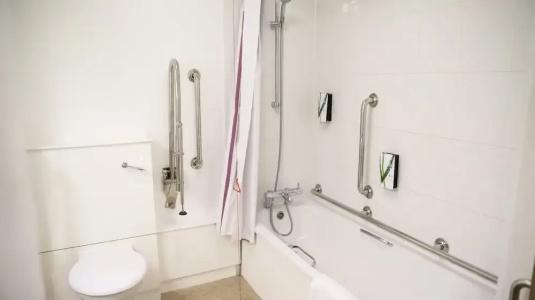 Premier Inn London Hammersmith - Ravenscourt Park - 5