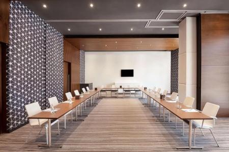 Hyatt Place Wasl District - 36