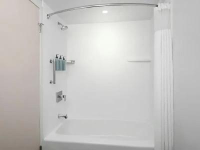 Courtyard Chesapeake Greenbrier - 32