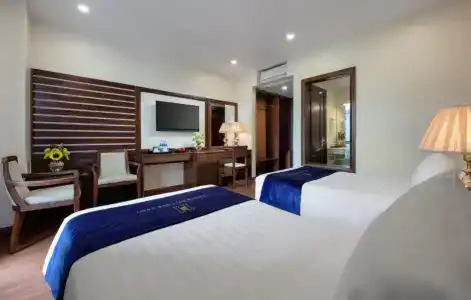 Halong Boutique - 38