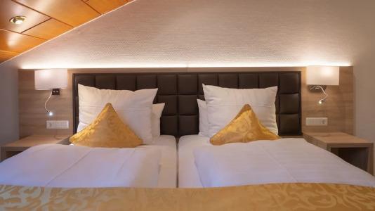 Hotel-Restaurant Barbarossahof - 164