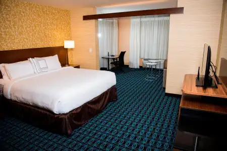 Fairfield Inn & Suites Cincinnati Uptown/University Area - 34