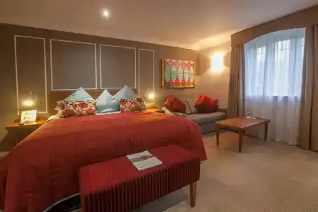 London Chigwell Prince Regent, BW Signature Collection - 77