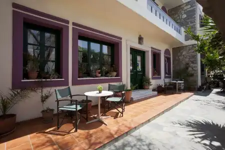 HORA SUITES - 13