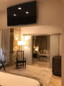 Donati Luxury Tower Suites - 251