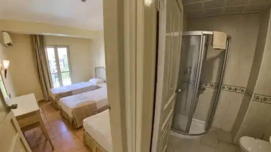 Alenz Suite - 11