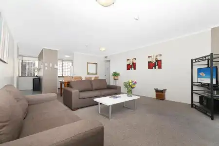 The Astor Apartments - 64