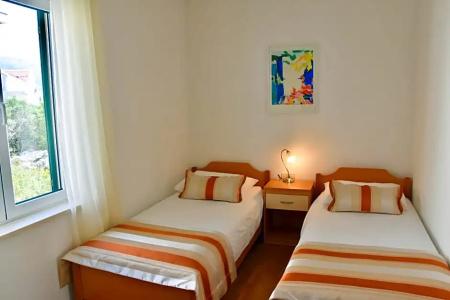 Apartment 3 Beaches With Free Parking - 266