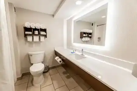 Holiday Inn Express Indianapolis South by IHG - 45