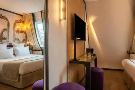 Yllen Eiffel - 176