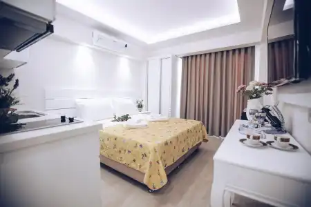 Princess Kinli Suites - 10