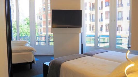 Plaza de la Virgen - 40