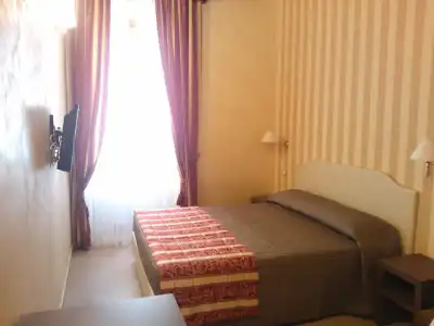 Excellence Suite - 35