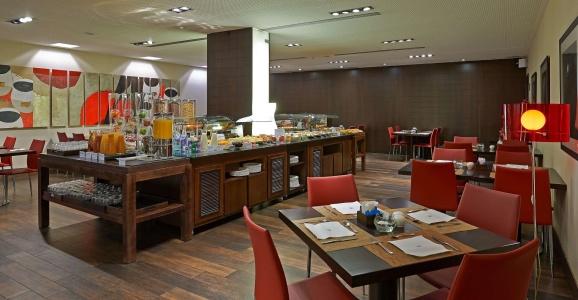 NH Sants Barcelona - 29