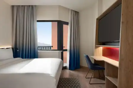 Tryp by Wyndham Zomin - 21