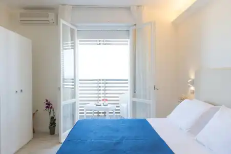 Kiss Beachfront & Restaurant - 149