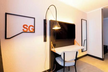 Holiday Inn - the niu, BLADE SOLINGEN by IHG - 2