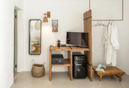 Cocoon Suites - 184