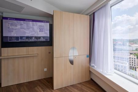 Premier Inn Wurzburg - 74
