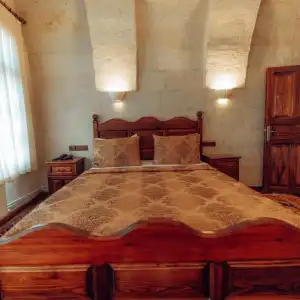 Melis Cave - 30