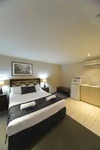 Wattle Grove Motel - 12
