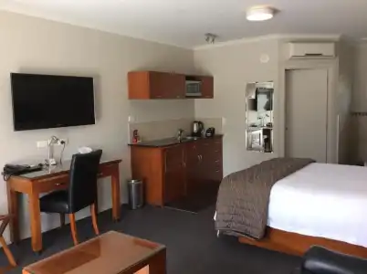 City Corporate Motor Inn - 56