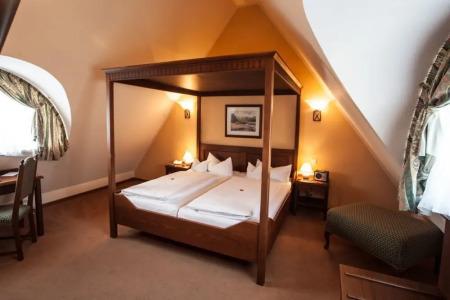 & Restaurant Klosterhof - 16