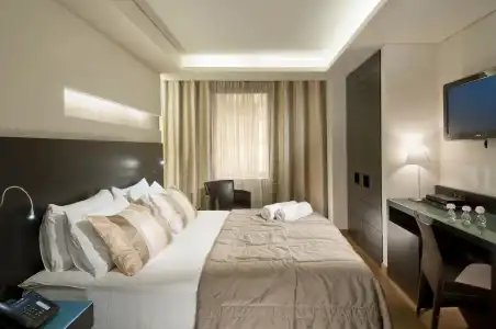 O&B Athens Boutique - 31