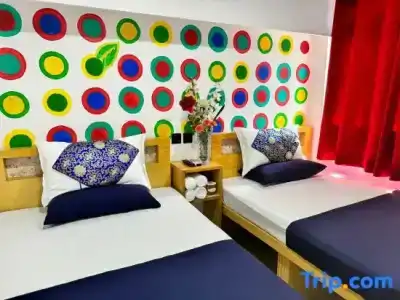 Woodstock Hostel - 55
