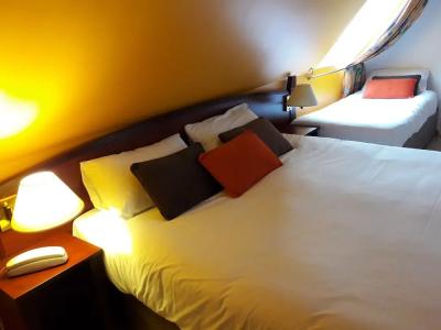 Hôtel Crocus Caen Mémorial - 34