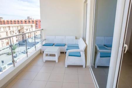 Redcon Suites - 199