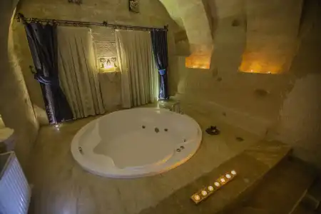 Azure Cave Suites - 32