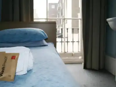 LSE Passfield Hall - Campus Accommodation - 3