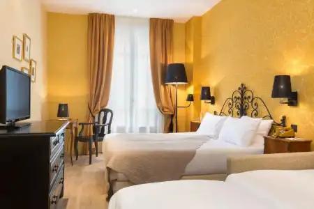 Hôtel Le Grimaldi by Happyculture - 90