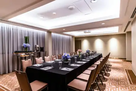 Caravelle Saigon - 23