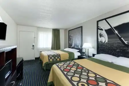 Super 8 by Wyndham San Diego Circle - 29