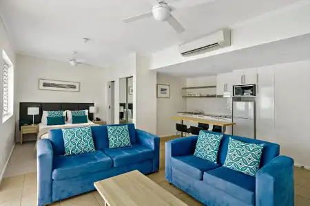 Mantra PortSea - 100