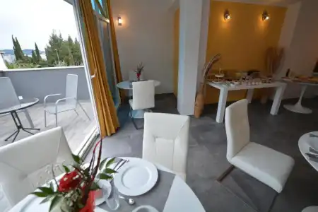 Villa Avantgarde - 80