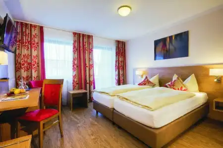 Ströbinger Hof - Therme Wellness Resort - 3
