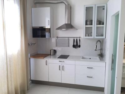 Two Pillows Boutique Hostel - 13