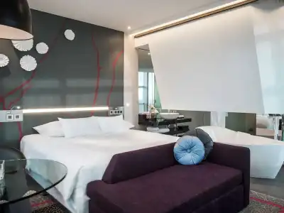 Pullman Saigon Centre - 10