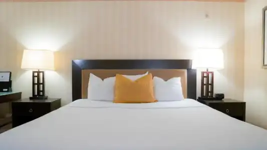 Motel 6 Anaheim Hills - 1