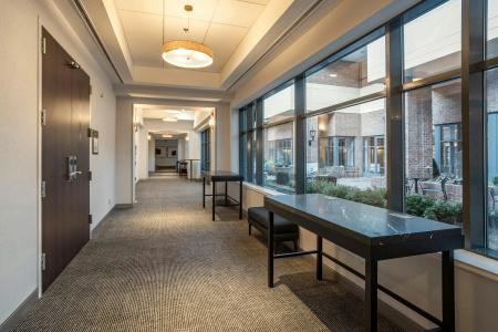 Sheraton Suites Old Town Alexandria - 29
