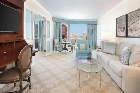 The Windsor Court - 108