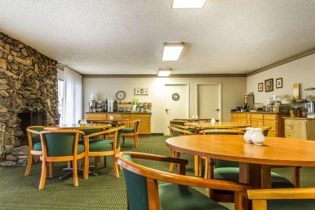 Quality Inn & Suites Silicon Valley - 21