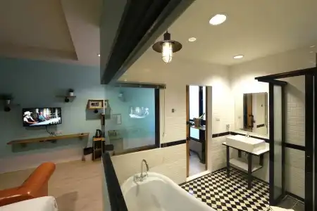 Adagio Bangkok - 40