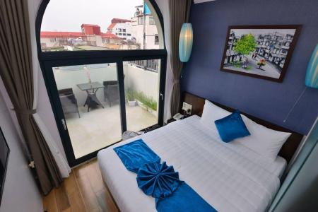 Bella Premier & Rooftop Skybar - 2