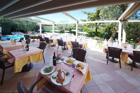 Alpi & Residence - 16
